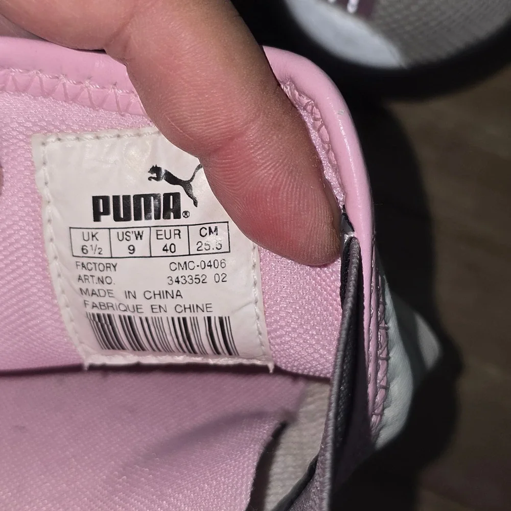 Puma Women Slip On Sneakers Pink White Reflective Y2K 343352-02 Size 9 USW